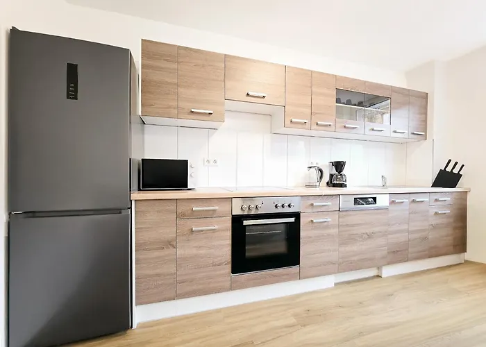 Tolstov - 2 - 25 Min To Messe Dus Apartamento