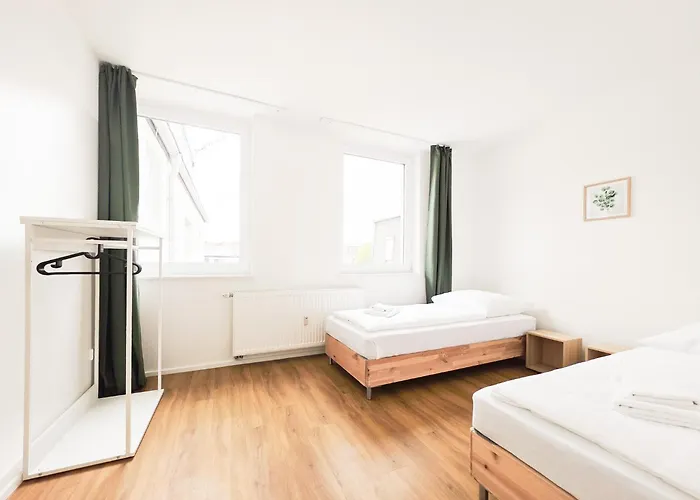 Tolstov - 2 - 25 Min To Messe Dus *